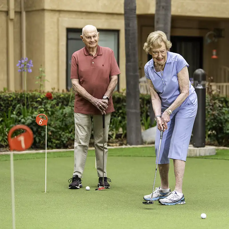 Golf putting